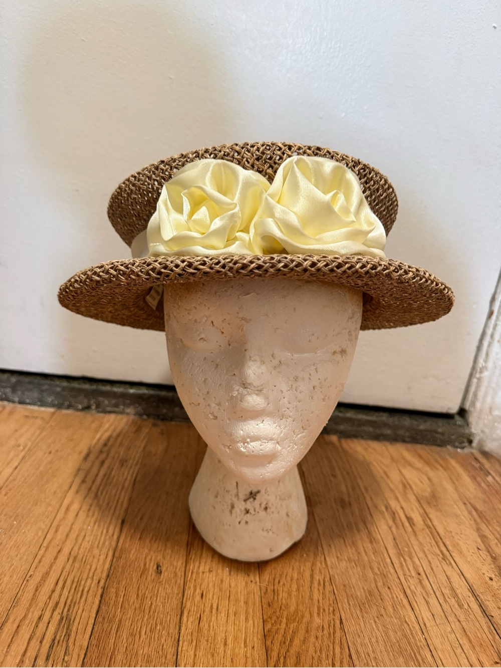 Woven Straw Boater Hat with Pale Yellow /dark Cream Rose Appliqués